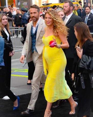 10 Best Moments of Blake Lively and Ryan Reynolds' Family Life - Gluwee
