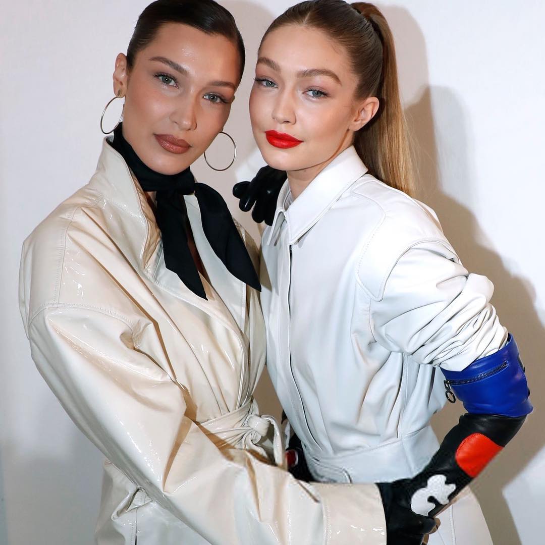 10 Portraits Of The Hadid, Duo Victoria Secret Angels