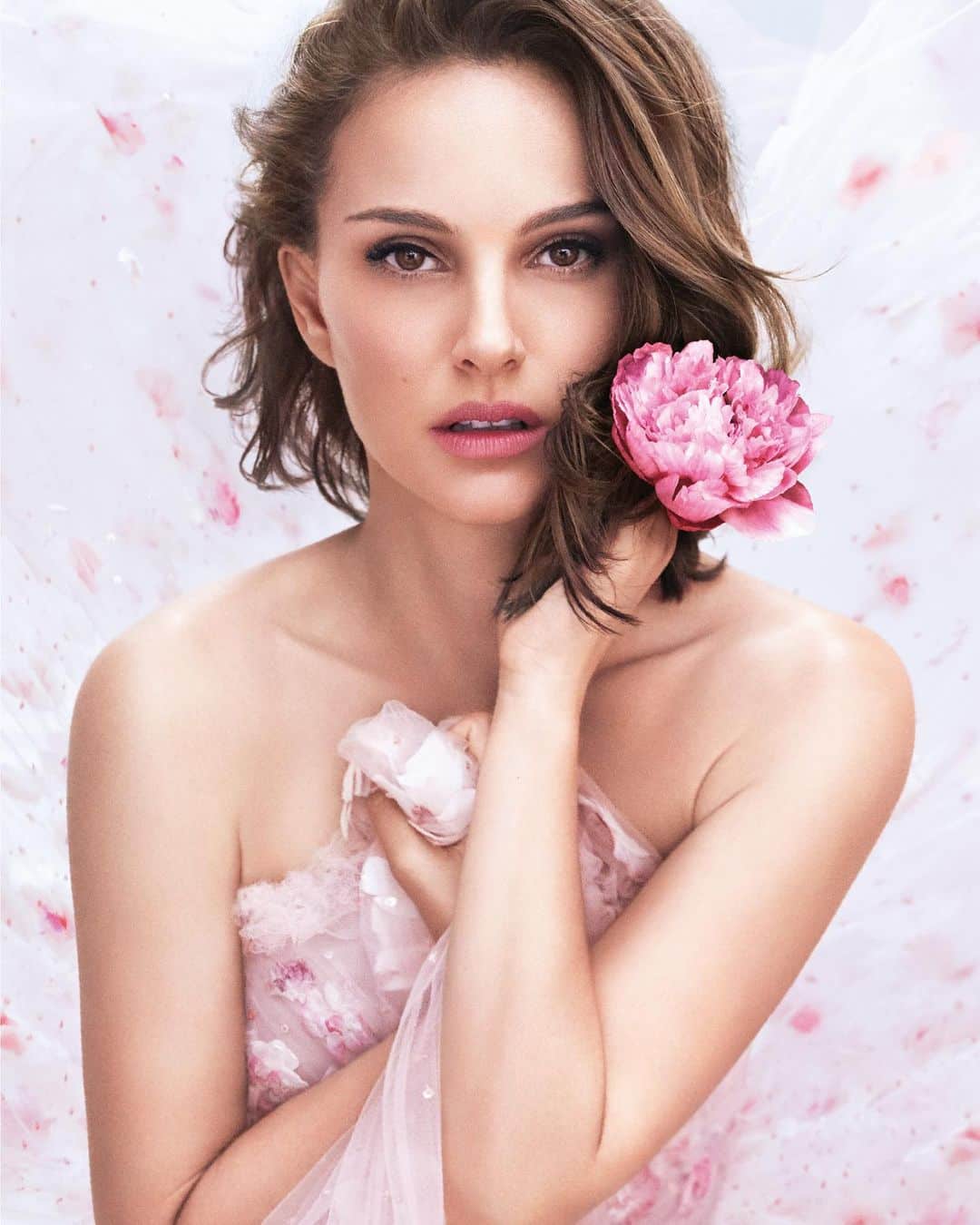 Natalie Portman - Biography, Profile, Facts and Career