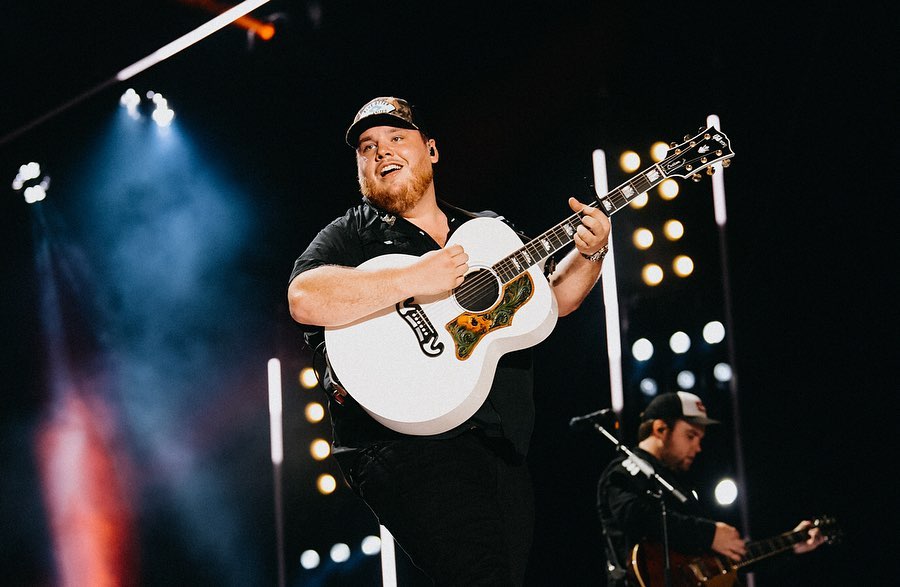 Luke Combs - Biography, Profile, Facts, and Career