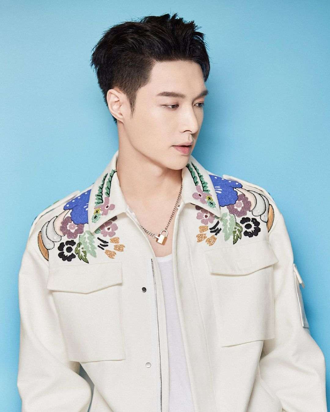 Lay EXO - Biography, Profile, Facts, and Career