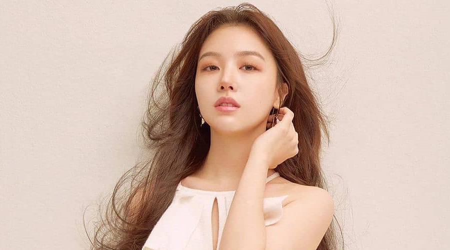 Bang Min Ah - Bio, Profile, Facts, Age, Boyfriend, Ideal Type