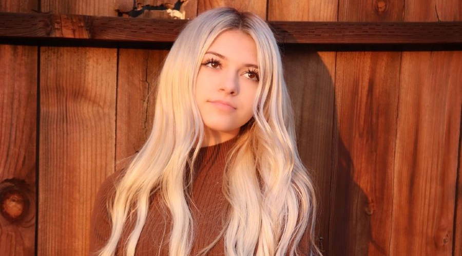 Coco Quinn - Biography, Profile, Facts, and Career