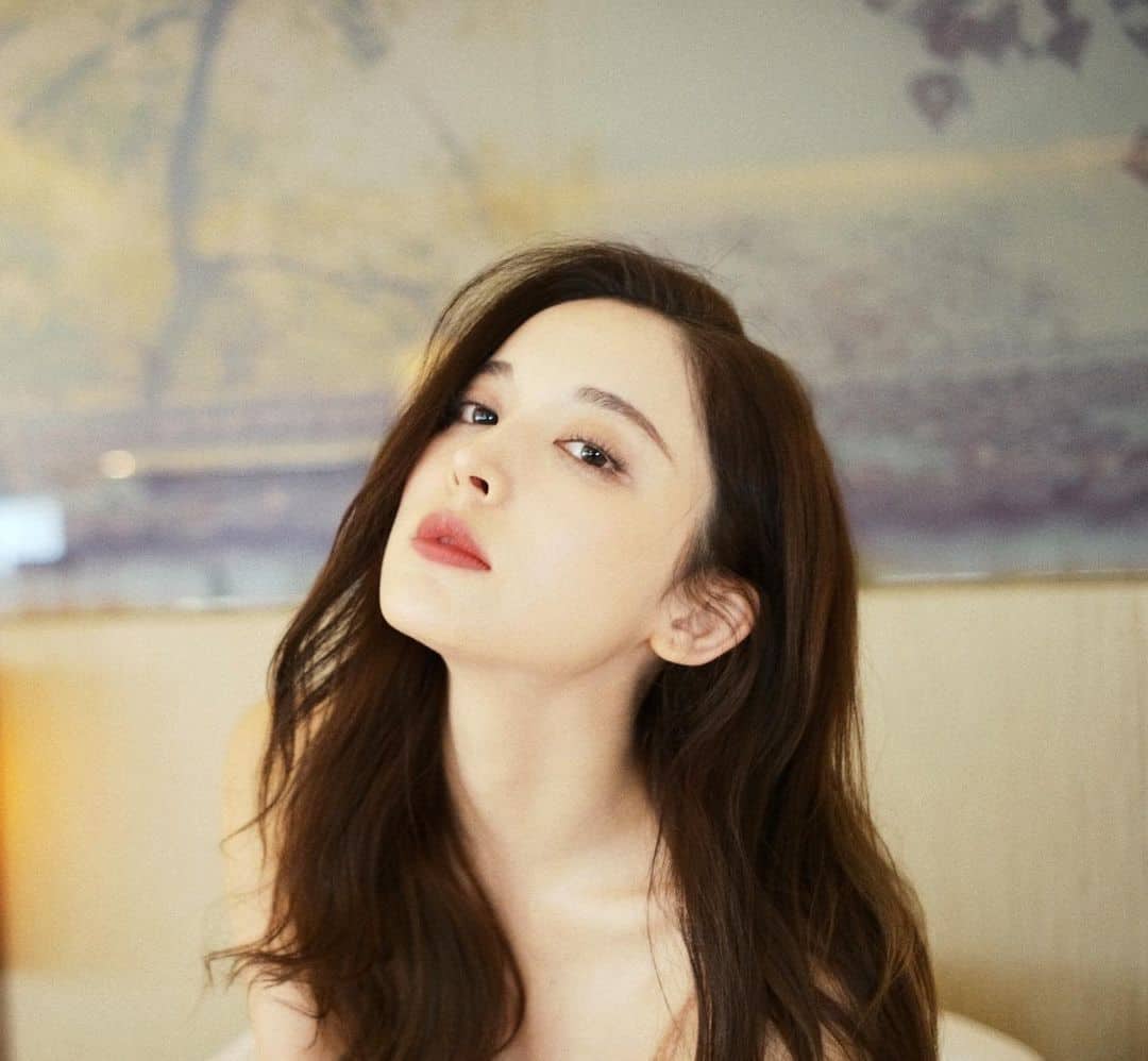 10 The Hottest and Most Beautiful Chinese Celebrities