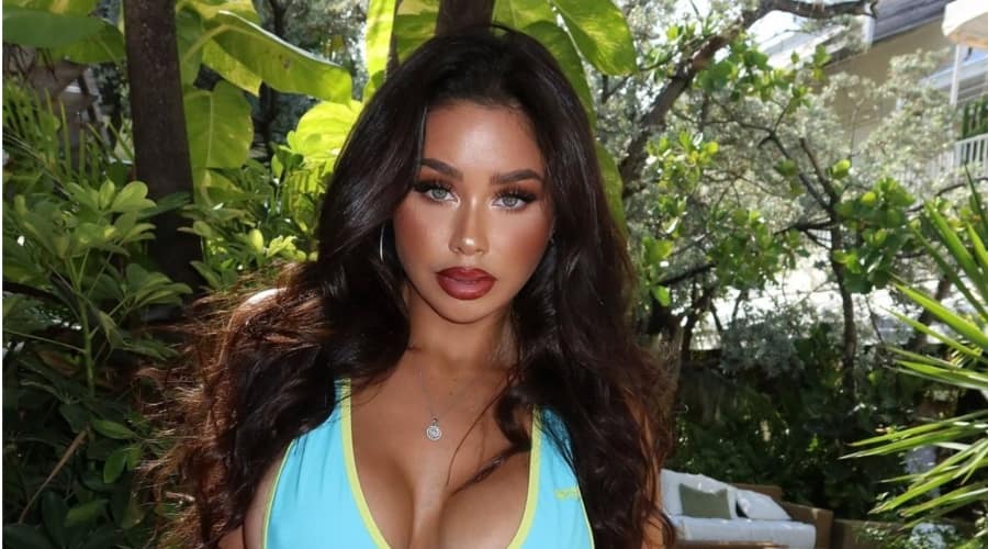 Regina Hernandez - Age, Height, Net Worth, Boyfriend, Bio, Facts, Wiki