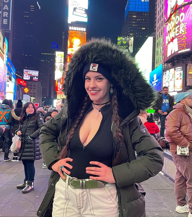 Quinn Finite Age, Height, Net Worth, Boyfriend, Bio, Facts, Wiki(03)